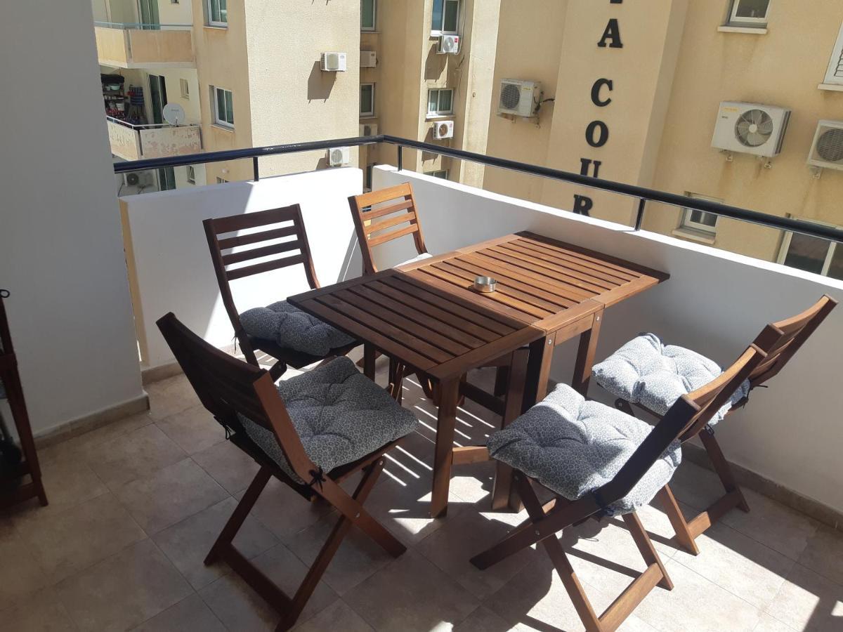 Beautiful Apartment Near Beach In Larnaca Scala Kültér fotó